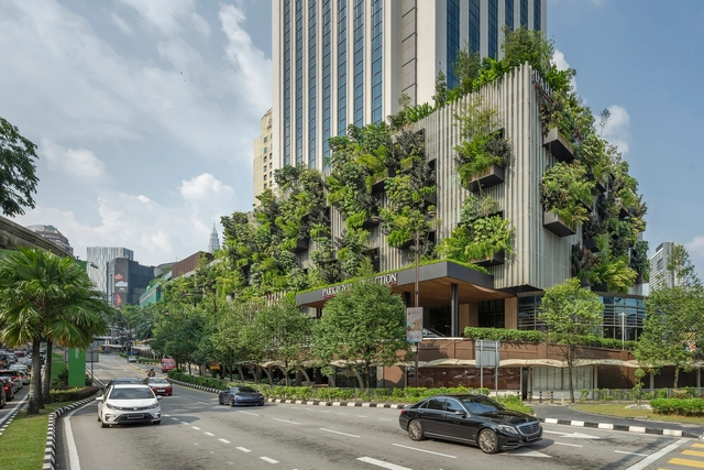 Parkroyal Collection Hotel Kuala Lumpur  / FDAT Architects - Exterior Photography, Sustainability & Green Design, Facade, Cityscape