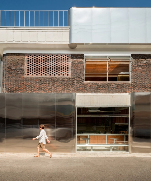 A Layered Architecture: Adaptive Reuse Projects That Reframe the Past Through Bold Material Contrasts - Featured Image