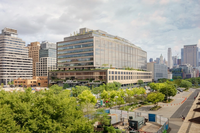 Replanteando la cultura laboral: Google presenta la renovada sede de Nueva York  - Imagen Principal