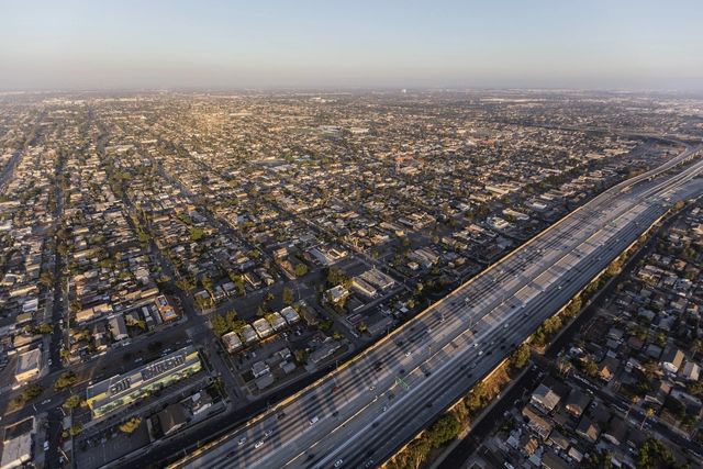 Como Los Angeles está enfrentando a escassez de moradias a preços acessíveis - Imagem de Destaque