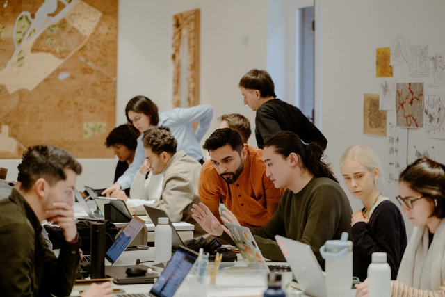 The Norman Foster Institute Is Now Accepting Applications For Its 2025 Programme On Sustainable Cities - Featured Image