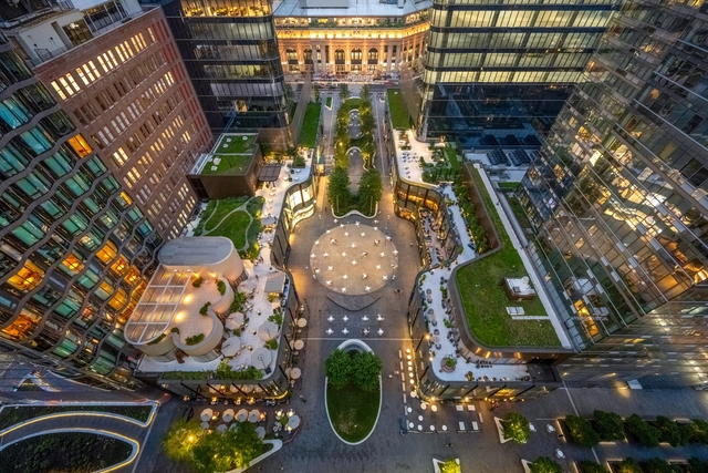 Vacant Office Buildings in the United States: An Opportunity for Public Investment? - Featured Image