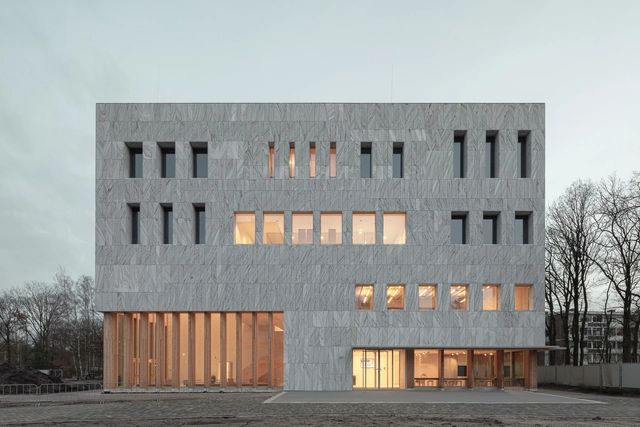 Edifício Marga Klompé / Powerhouse Company - Fotografia de Exterior, Universidade, Fachada