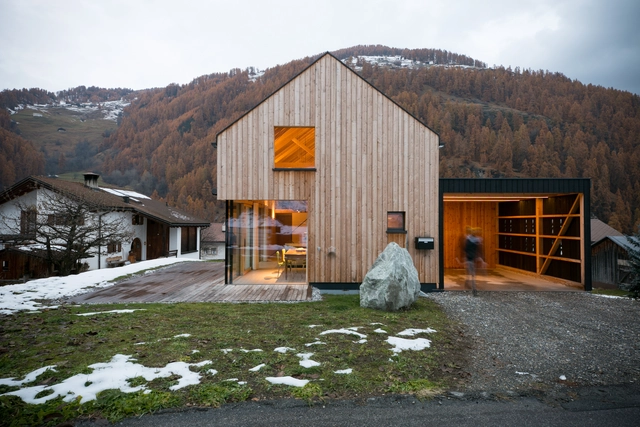 Casa Bättig / Modunita architects sa - Fotografía exterior, Casas, Puerta