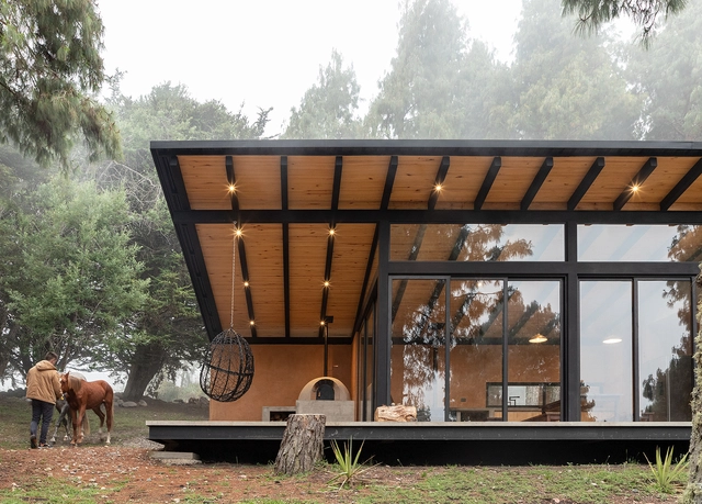 Casa del Bosque / Abel Guzman Larriva + Juan Vintimilla - Fotografía exterior, Casas, Fijación Vigas