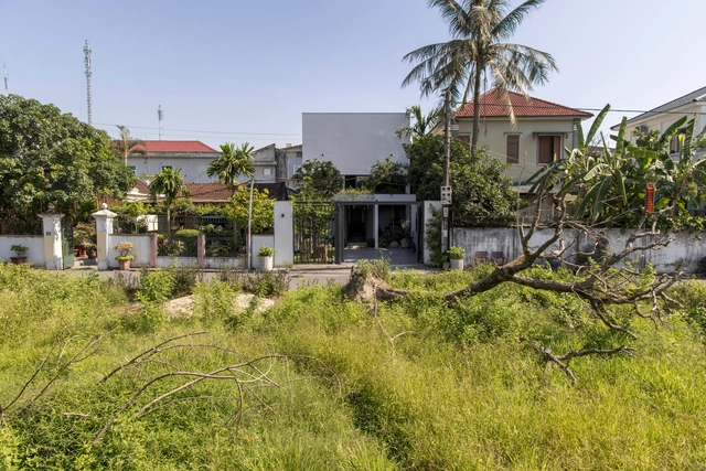 Phong House / Dom Architect Studio - Exterior Photography, Houses, Garden, Facade