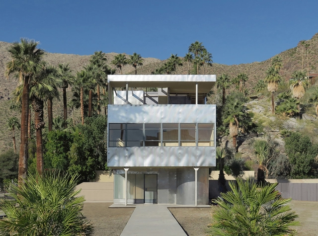 Paul Clemence Captures Modernist Aluminaire House in Palm Springs, California - Featured Image