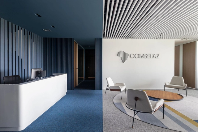 Escritório COMSEFAZ / CoDA Arquitetura - Fotografia de Interiores, Interiores De Escritórios, Mesa, Cadeira