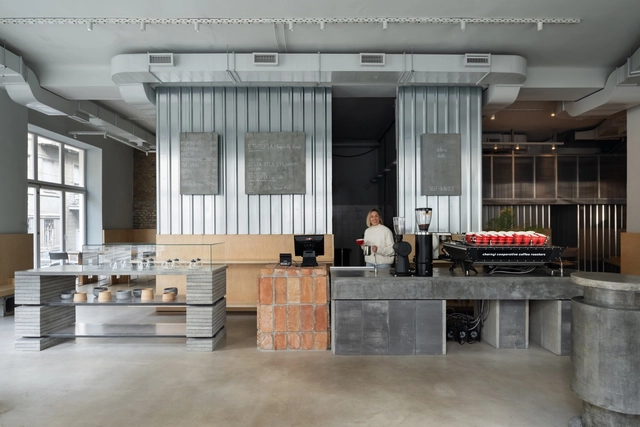 Chernyi Cooperative Coffee Roasters / FREYA Architects - Interior Photography, Coffee Shop Interiors, Kitchen, Facade