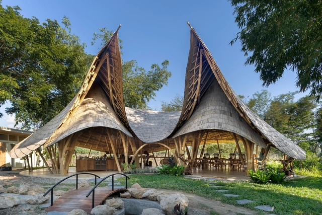The Bull Cooking School / Chiangmai Life Architects - Classrooms