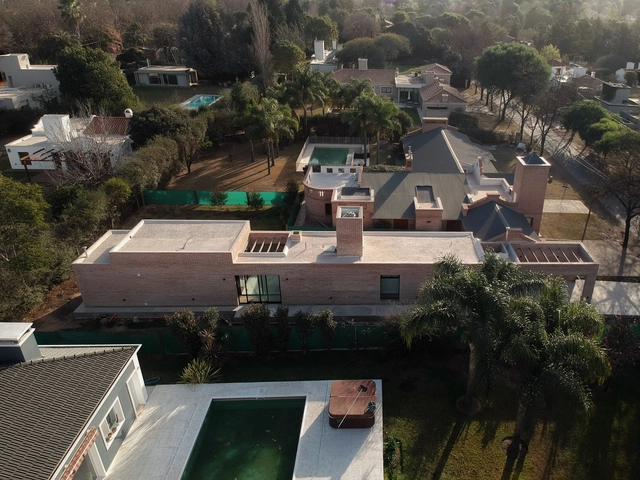 A House Next to the House / Rare Studio Experimental + Flesia-Bertoya - Exterior Photography, Houses, Facade