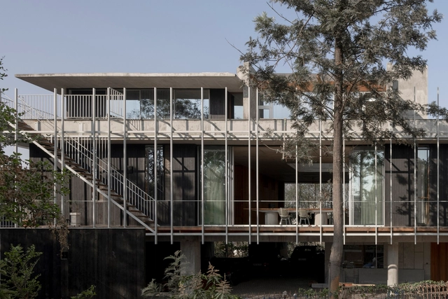 Screen House / Kiron Cheerla Architecture Design - Exterior Photography, Houses, Facade, Handrail, Balcony