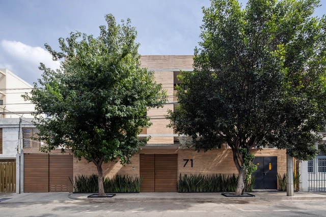Edificio AC71 / HGR Arquitectos - Fotografía exterior, Residencial, Fachada, Puerta