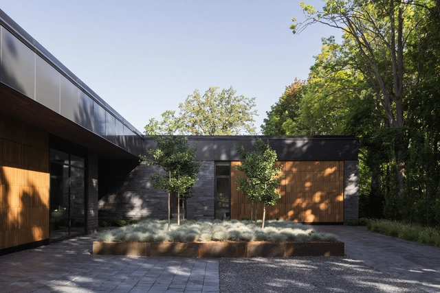 Residência Slat / Blouin Beauchamp Architects - Casas