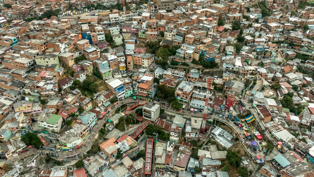 La transformación urbana de Medellín: un caso de estudio - Imagen Principal