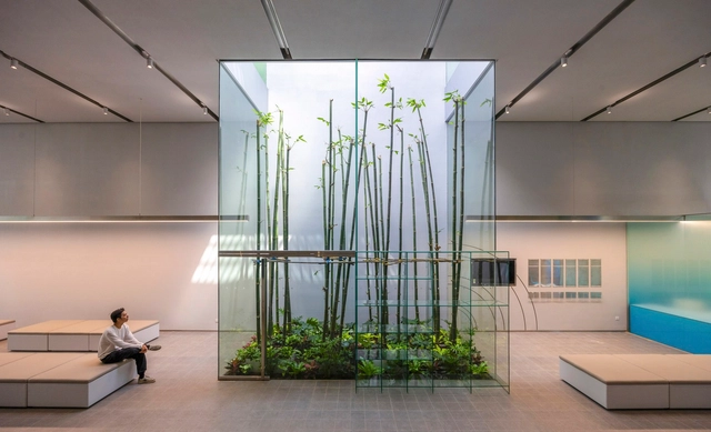 ACB Bank Office / MIA Design Studio - Interior Photography, Offices Interiors, Facade, Door