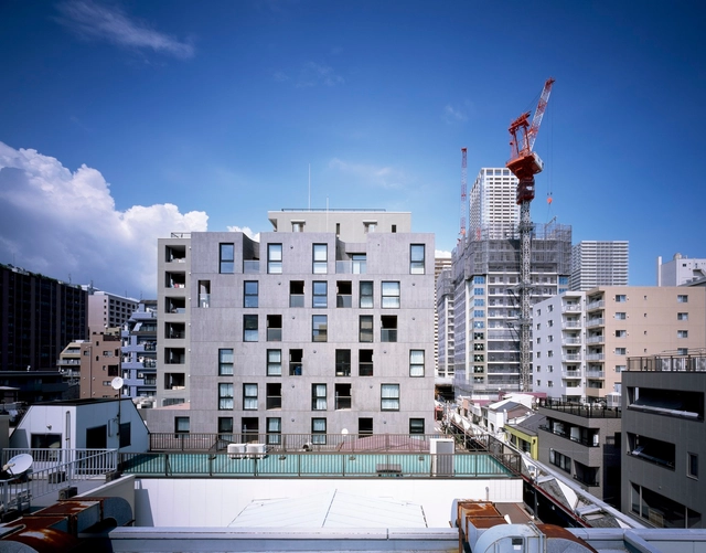 Edifício Residencial Corte / Hiroyuki Ito Architects - Apartamentos