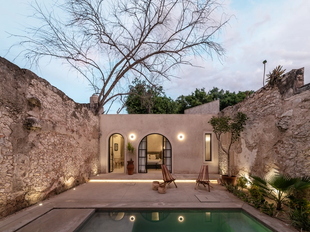 LOHR House  / Veinte Diezz Arquitectos - Houses