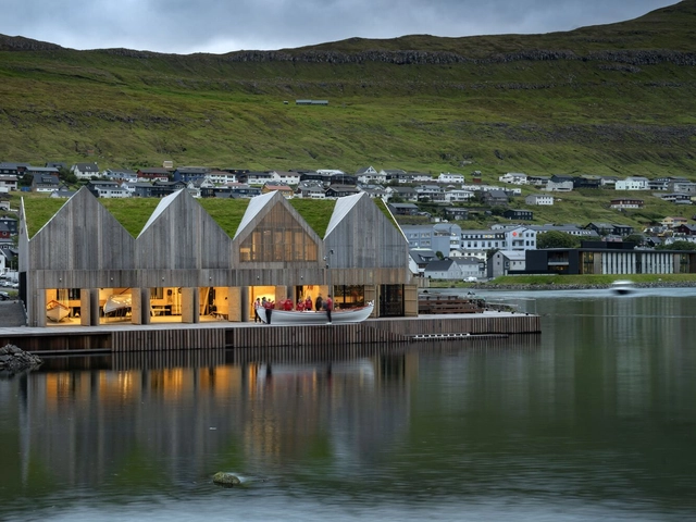 Klaksvik Row Club / Henning Larsen -           Boathouse
