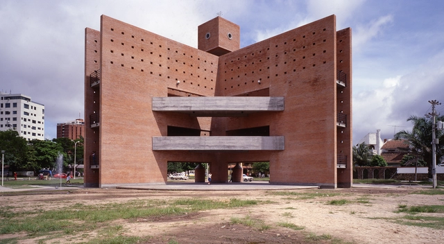 Monumento a la Cumbre de las Américas: la historia detrás de la obra de Mario Botta en Santa Cruz de la Sierra, Bolivia - Imagen Principal