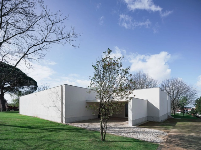 Casa Sede da Fundação Gramaxo / Álvaro Siza Vieira - Fotografia de Exterior, Museus E Espaços De Exposições, Fachada