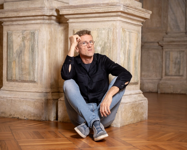 "Intelligens. Natural. Artificial. Collective": Carlo Ratti anuncia el tema y título para la Bienal de Arquitectura de Venecia 2025 - Imagen Principal