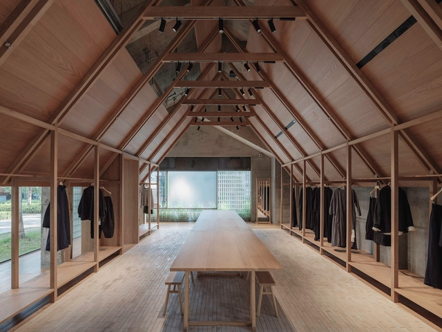 Jisifang Boutique &  Woven Moonlight / Neri&Hu Design and Research Office - Interior Photography, Retail Interiors, Beam, Facade, Table