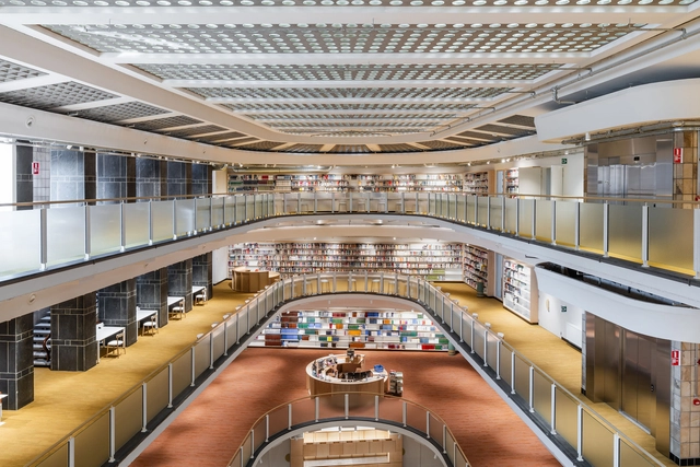 Opera校园 / B-architecten - 中小学校