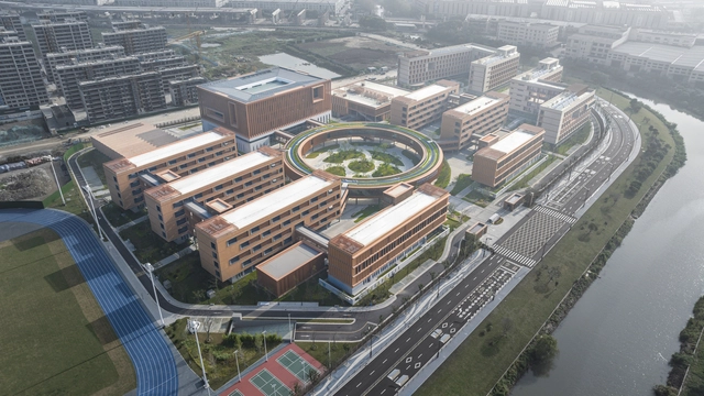 江苏省梅村高级中学空港分校  / 华南理工大学建筑设计研究院 - 图纸, 高中, 城市
