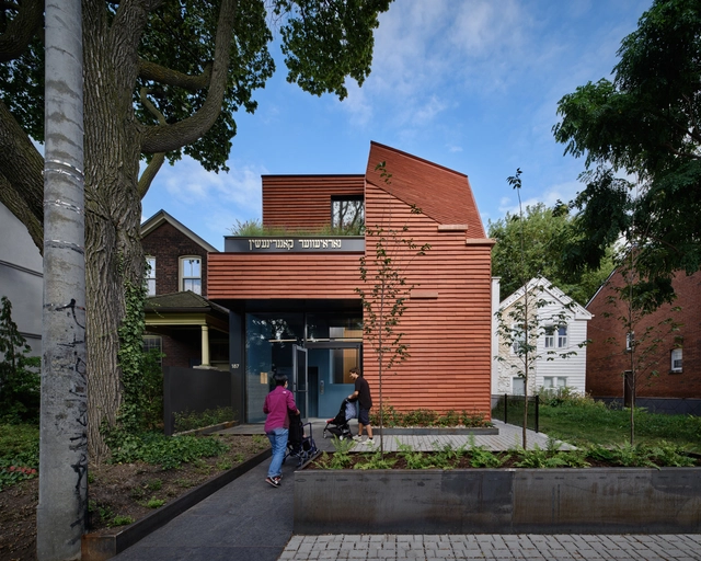 First Narayever Synagogue / LGA Architectural Partners - Exterior Photography, Synagogue, Facade