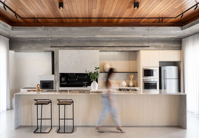 Casa Farroupilha / Bárbara Dahmer Arquiteta - Fotografia de Interiores, Casas, Cozinha, Viga, Bancada, Iluminação