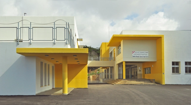 Abey Public School / Almimariya - Exterior Photography, Schools , Facade, Door