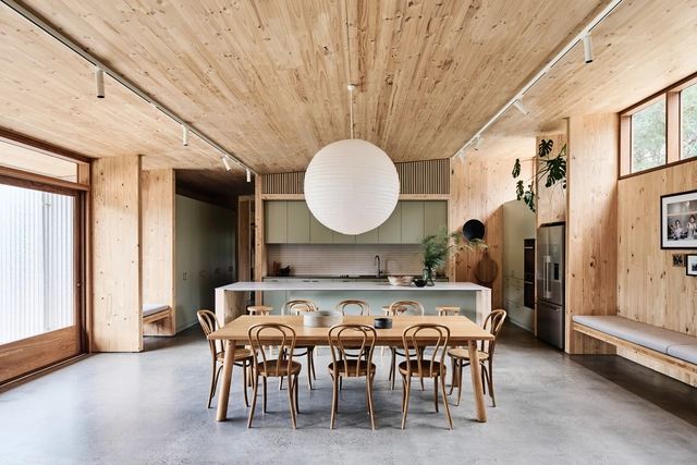Casa Sweetwater / Jackson Clements Burrows Architects - Fotografia de Interiores, Casas, Cozinha, Viga, Mesa, Cadeira, Iluminação