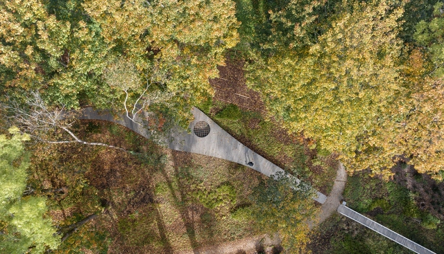 阿什记忆公园 / SOA Architekti + Ateliér KONCEPT - 公园