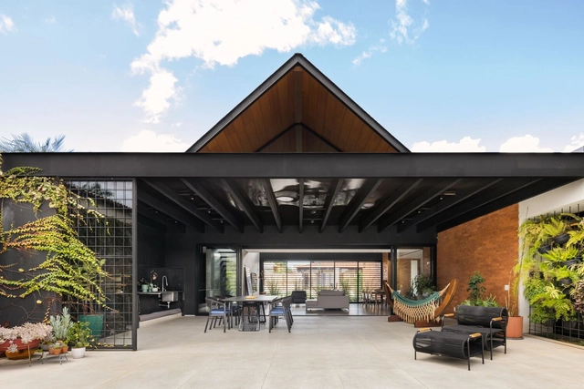 Casa Papillon / Yi Arquitetos - Casas