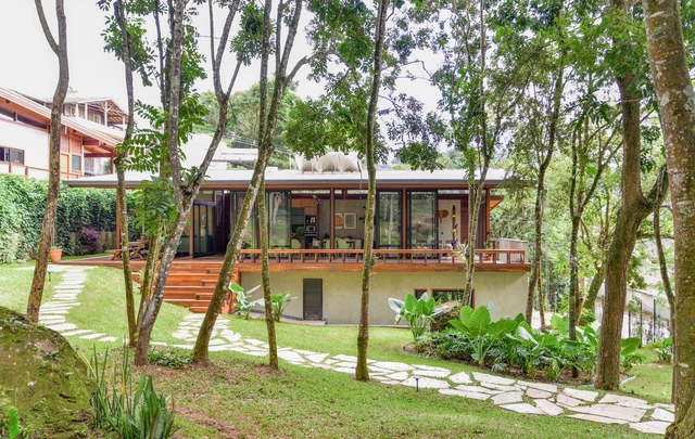 Casa Macieiras / Mateus Castilho + Patricia Bueno - Casas