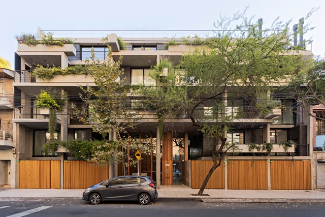 Edificio 11 de septiembre / del Puerto - Sardin + Barbara Berson - Fotografía exterior, Residencial, Fachada