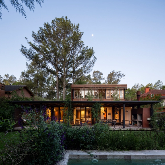 Casa entre árboles / Barbara Berson - Sustentabilidad