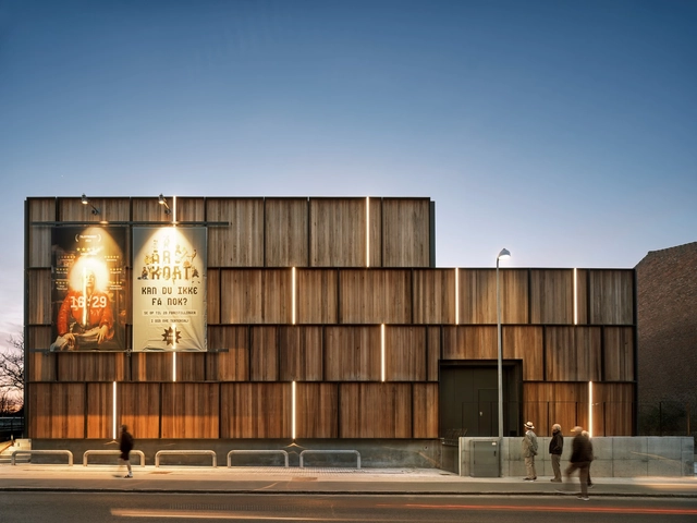 Mungo Park Theatre / Christensen & Co. Architects - Theater