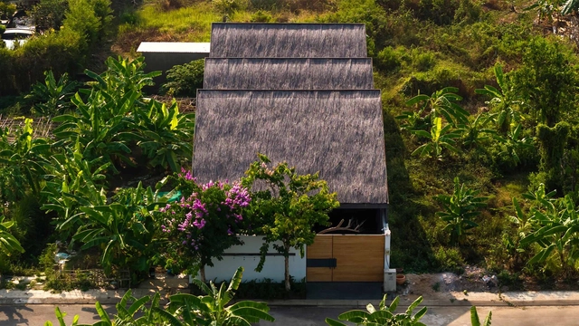Viczonecode Villa / DDconcept - Exterior Photography, Houses, Garden, Door, Facade