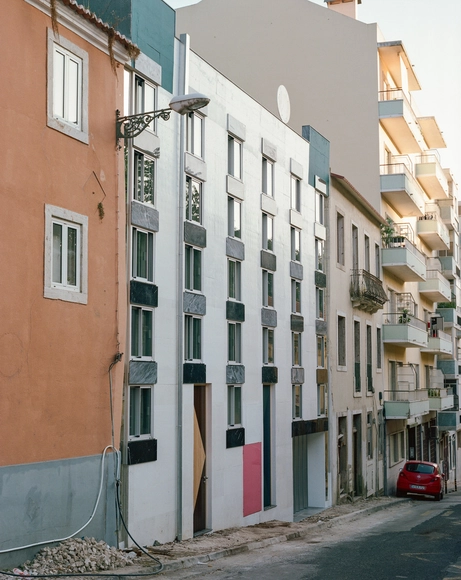 Casa das Inúmeras Janelas / fala - Casas