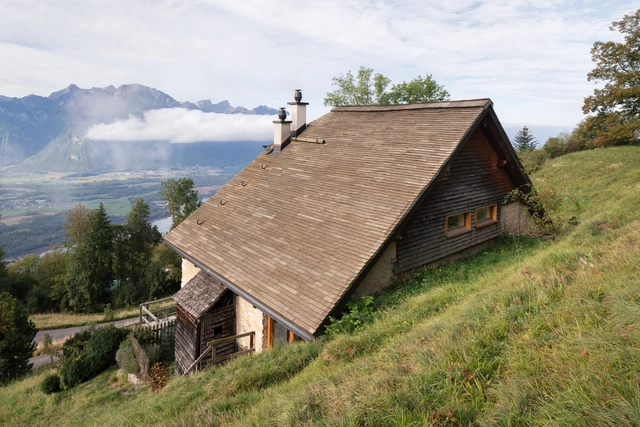 Alpine Chalet  CPL / Ralph Germann architectes - Exterior Photography, Historic Preservation, Forest