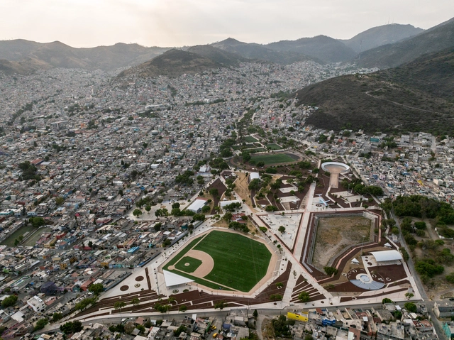  Parque Bicentenario Ecatepec / Taller Capital - Parque
