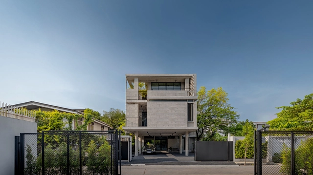 Concrete Collage Office / COLLAGE DESIGN STUDIO - Exterior Photography, Offices, Facade
