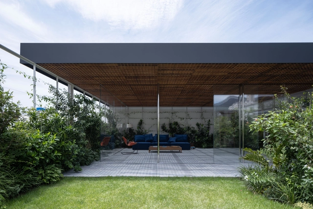 House in Leblon / AGENCIA TPBA - Apartments