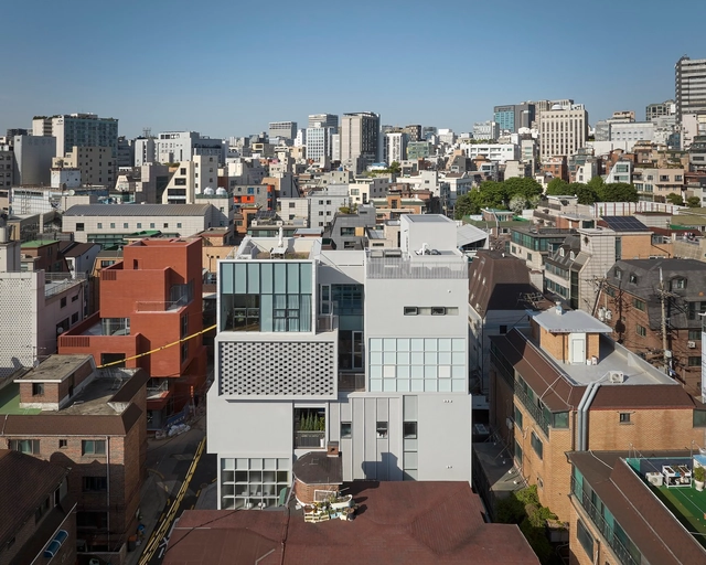 Collective Mirror Office Building / S.E.E.D haus - Exterior Photography, Commercial Architecture, Facade, Cityscape