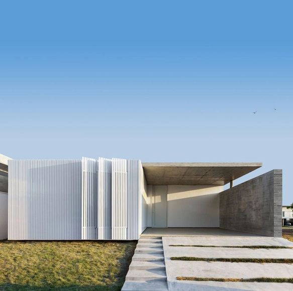 Casa Terras / Estúdio Kaique Xavier + Estudio Atlântico + Mutuall Group - Casas