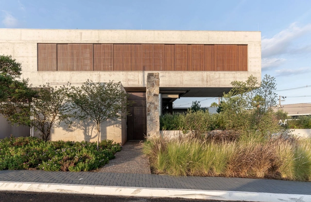 Casa Balanço / Poliseli + Zani Arquitetura - Casas
