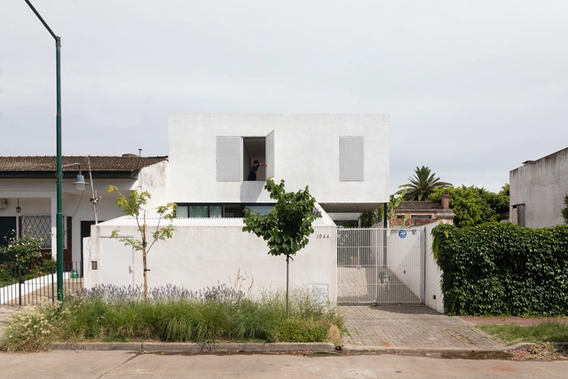 Casa 3X3 / IR arquitectura - Fotografía exterior, Casas, Fachada