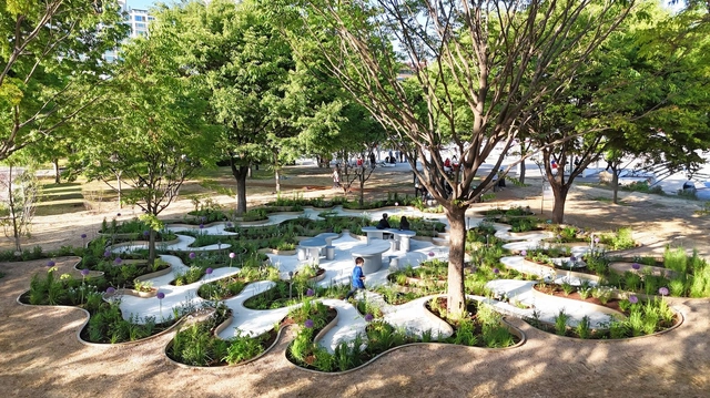 Jardim Resiliência Imersiva / Changyeob Lee + Studio ReBuild - Parque